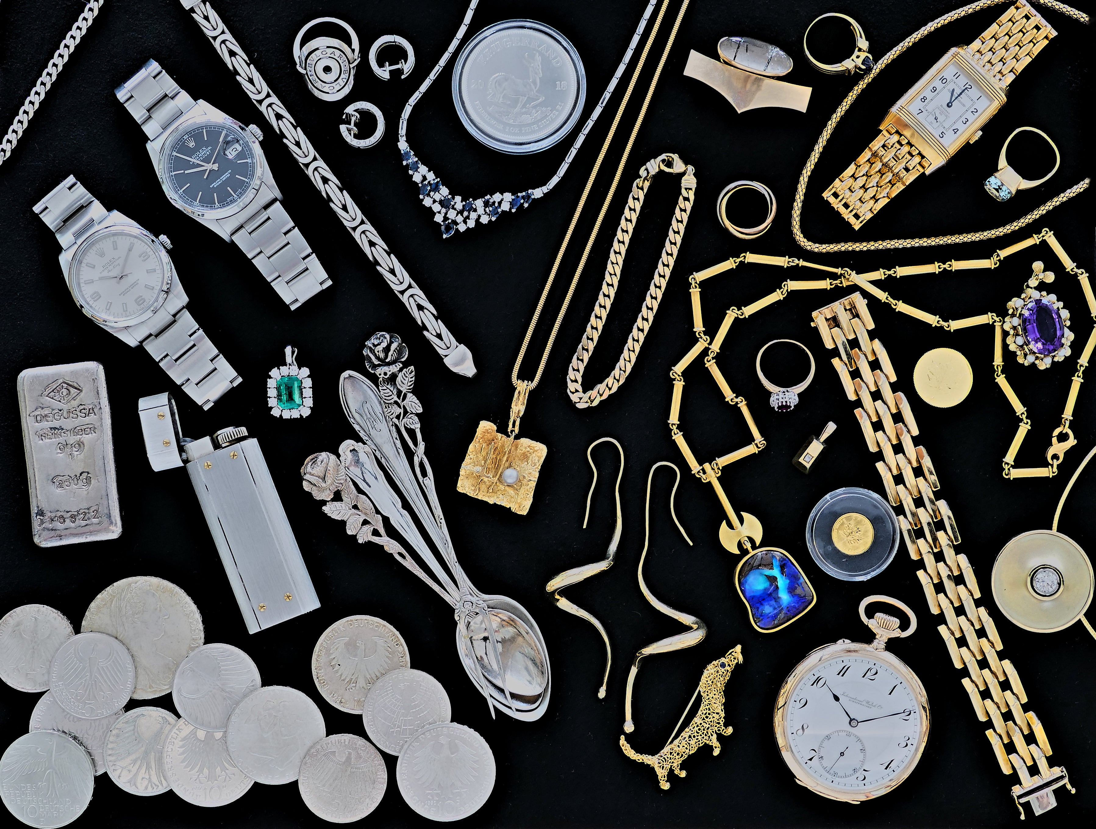 Auswahl von Ankaufsobjekten: Goldschmuck, Silber, Luxusuhren, Edelsteine und Barren