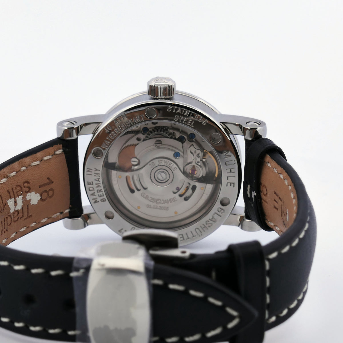 Mühle Glashütte Teutonia II Medium liegend mit polierter Lünette und verschraubter Krone