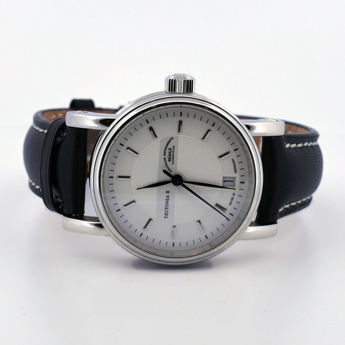 Mühle Glashütte Teutonia II Medium liegend mit polierter Lünette und verschraubter Krone