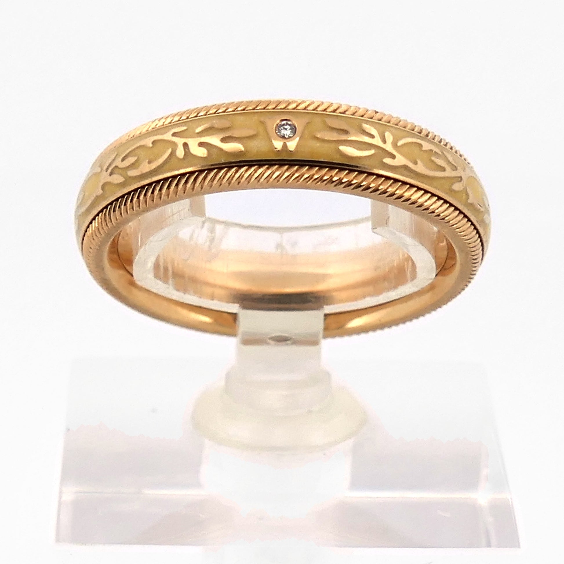 Wellendorff Ring Vanilla in Gelbgold 750 mit Brillanten, stehende Ansicht